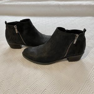 Carlos Women’s Boots, Size 8